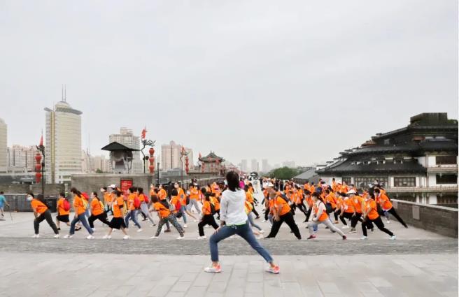 2021球速体育股份悦动古城健步走活动圆满举行