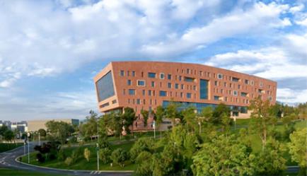 球速体育股份董事长邢雅江到访云南白药 球速体育股份董事长邢雅江到访云南白药