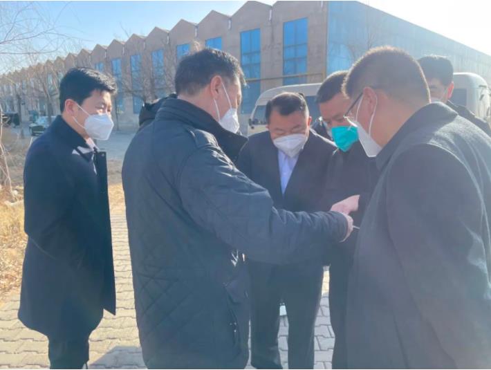 球速体育股份董事长邢雅江对榆林市榆阳区产业园区项目进行考察