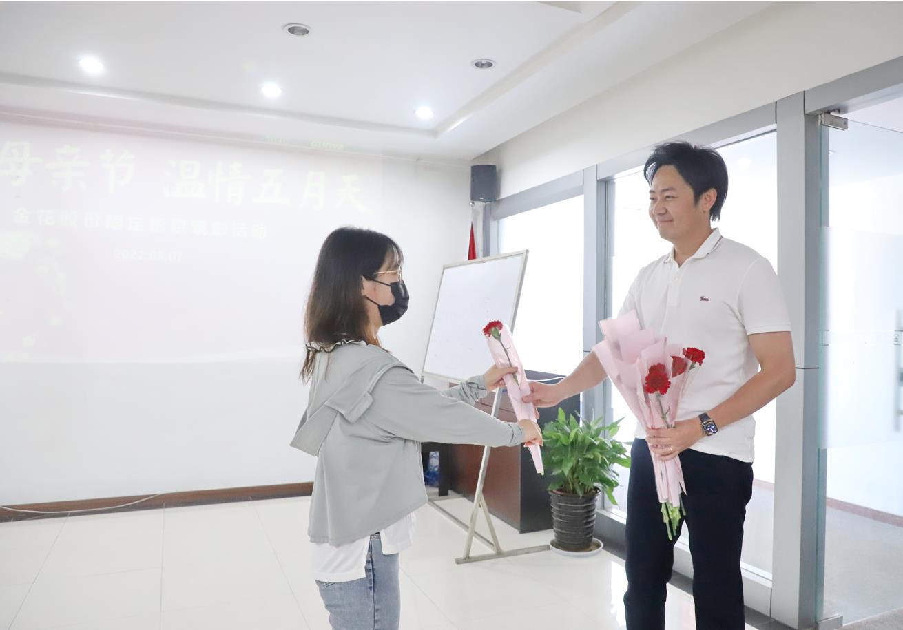 2022年球速体育股份母亲节观影活动