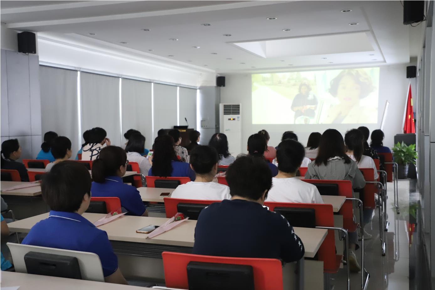 2022年球速体育股份母亲节观影活动