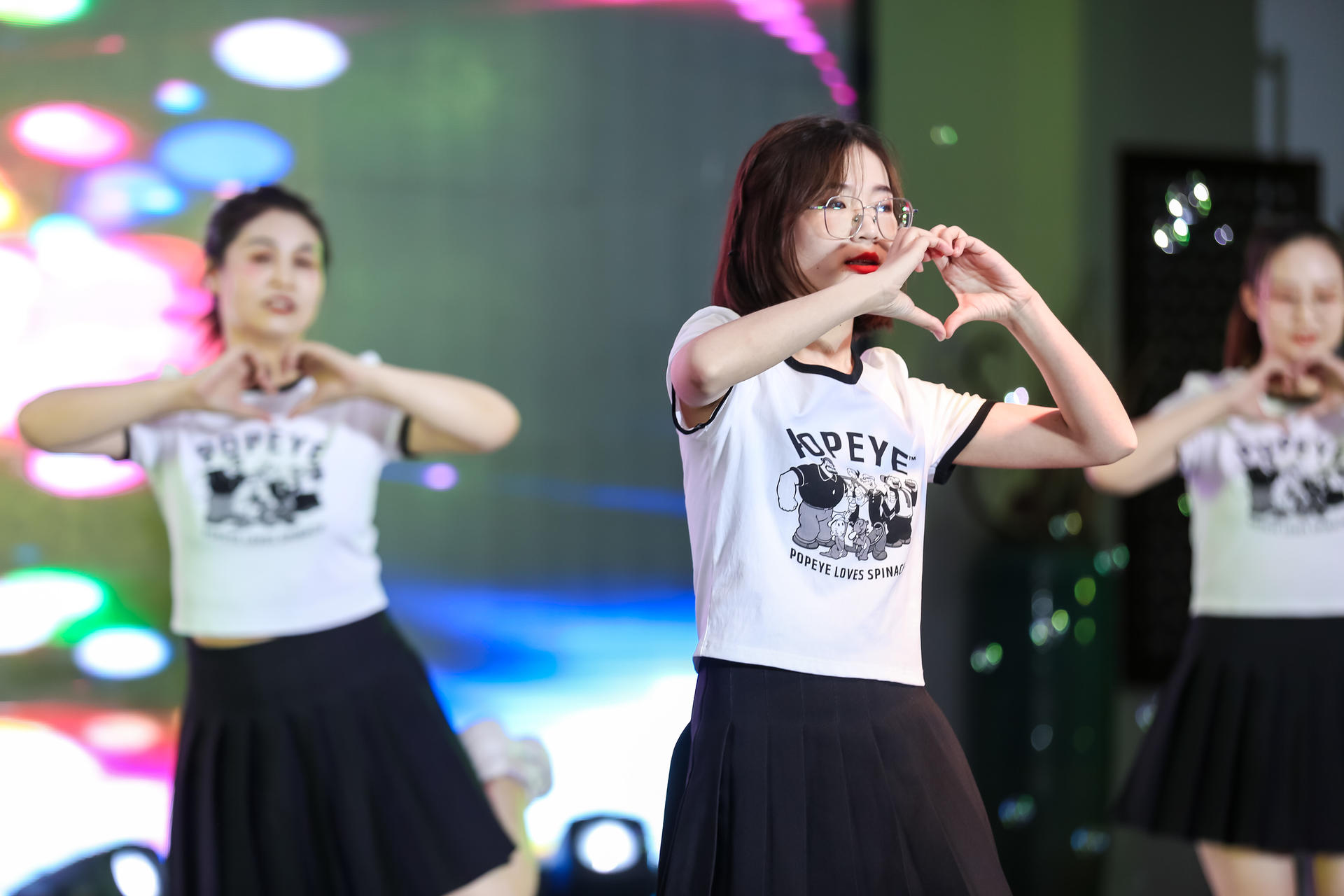 球速体育股份上市25周年庆典晚会